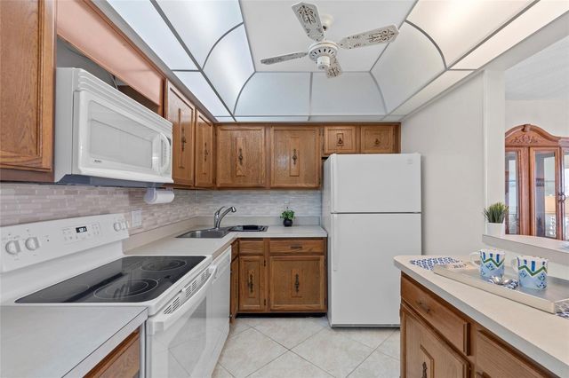 4900 BRITTANY DRIVE S 808, St Petersburg, FL 33715