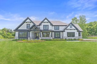 106 Brookwood Lane, Lincolnshire, IL 60069