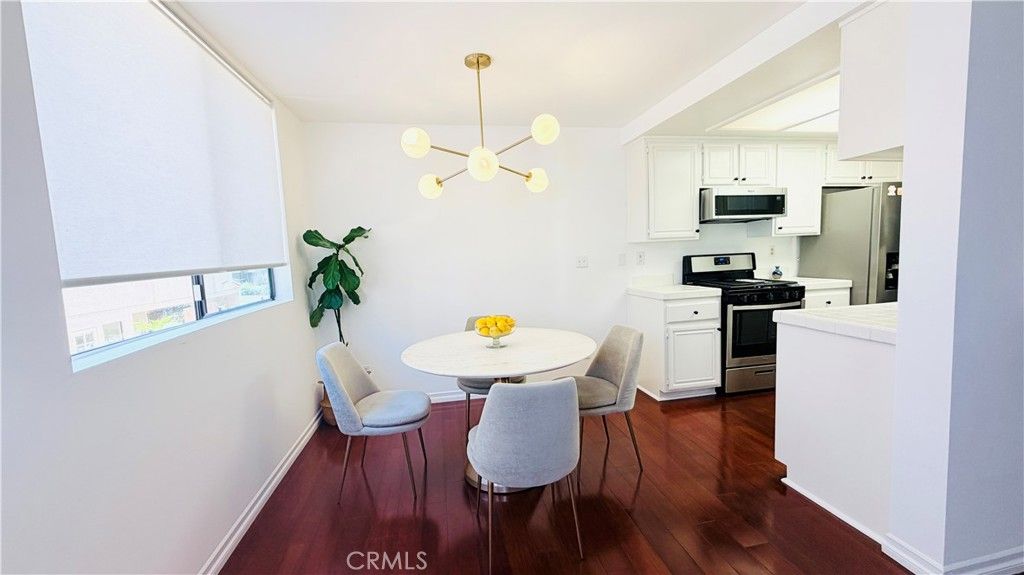 28004 S Western 102, San Pedro, CA 90732 — exterior