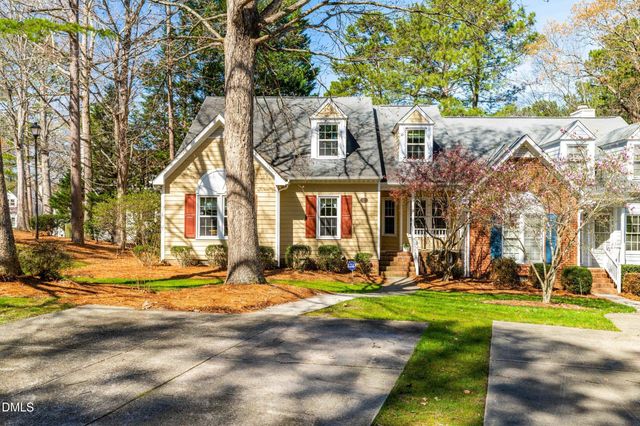 17 Renwick Court, Raleigh, NC 27615