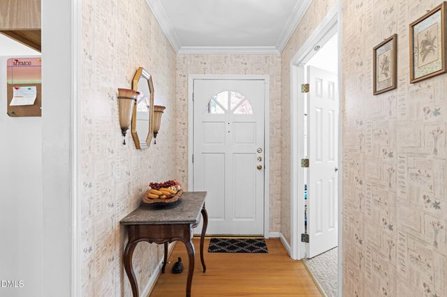 17 Renwick Court, Raleigh, NC 27615