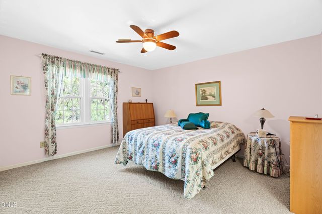 17 Renwick Court, Raleigh, NC 27615