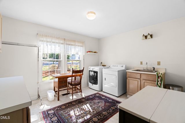 17 Renwick Court, Raleigh, NC 27615