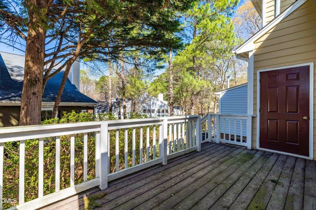 17 Renwick Court, Raleigh, NC 27615