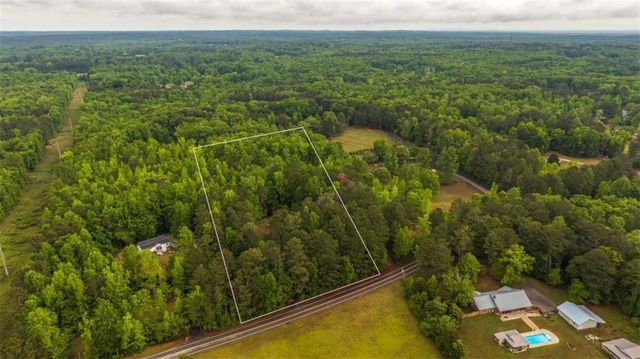 712 Honeysuckle Lane, Temple, GA 30179