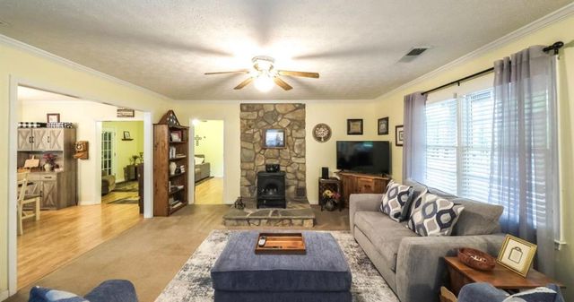 712 Honeysuckle Lane, Temple, GA 30179