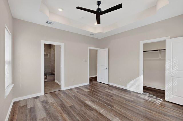 500 Ennis Scott Street, Ferris, TX 75125