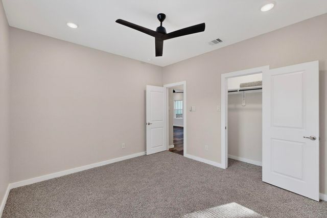 500 Ennis Scott Street, Ferris, TX 75125