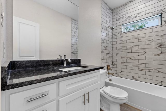 500 Ennis Scott Street, Ferris, TX 75125