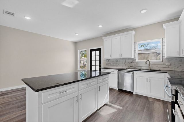 500 Ennis Scott Street, Ferris, TX 75125