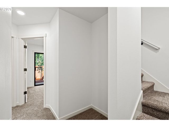 3793 Sw Iowa St, Portland, OR 97221