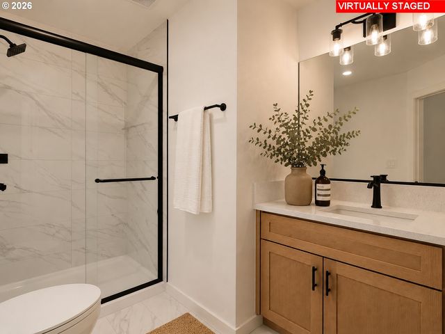 3793 Sw Iowa St, Portland, OR 97221