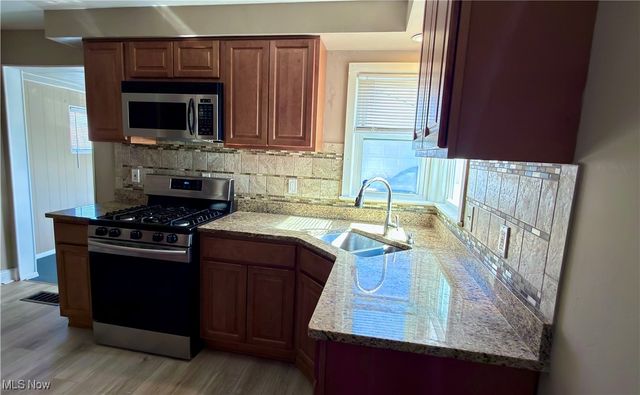 5069 Henry Street, Garfield Heights, OH 44125