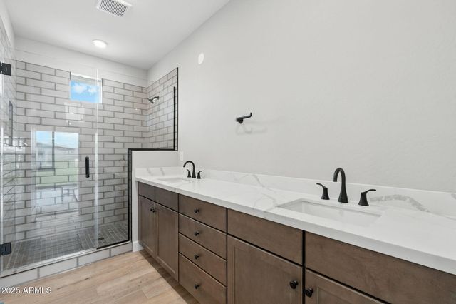 2121 W Sonoran Desert Drive 65, Phoenix, AZ 85085