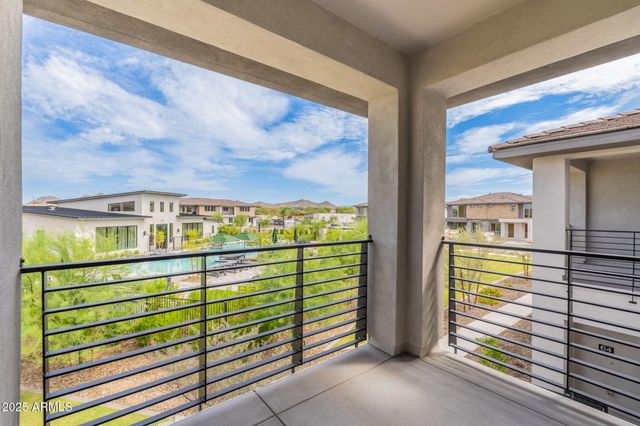 2121 W Sonoran Desert Drive 65, Phoenix, AZ 85085