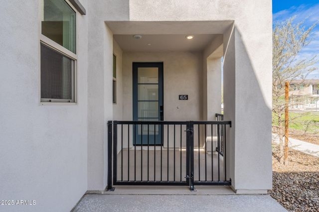 2121 W Sonoran Desert Drive 65, Phoenix, AZ 85085