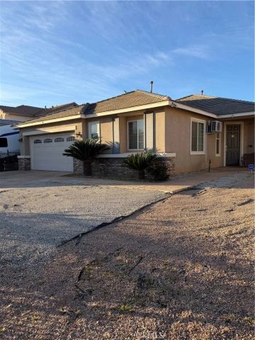 13817 Coolidge, Oak Hills, CA 92344