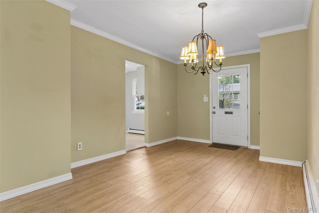 9 Harbour Lane 4A, Oyster Bay, NY 11771 — photo 4