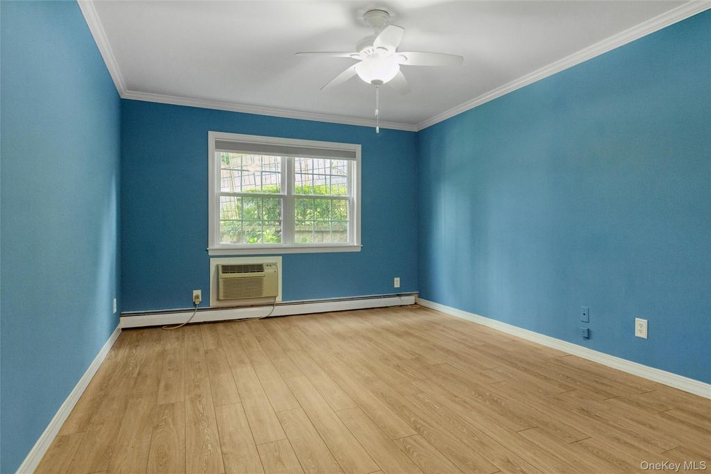 9 Harbour Lane 4A, Oyster Bay, NY 11771 — photo 5