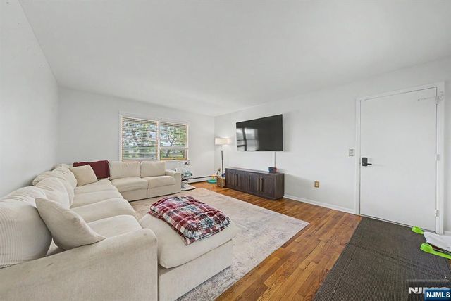 949 Rockport Road, Hackettstown, NJ 07840