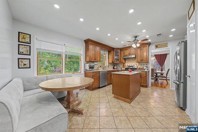 949 Rockport Road, Hackettstown, NJ 07840