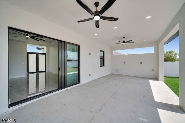 1226 NE Juanita PL, Cape Coral, FL 33909