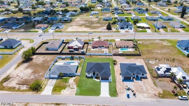 1226 NE Juanita PL, Cape Coral, FL 33909