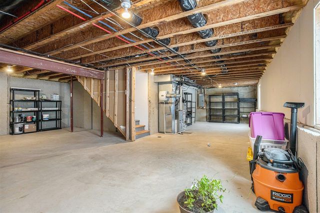 5834 Nile Drive 129, Wyoming, MI 49418