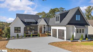 17 Cunningham Point Court, Greer, SC 29651