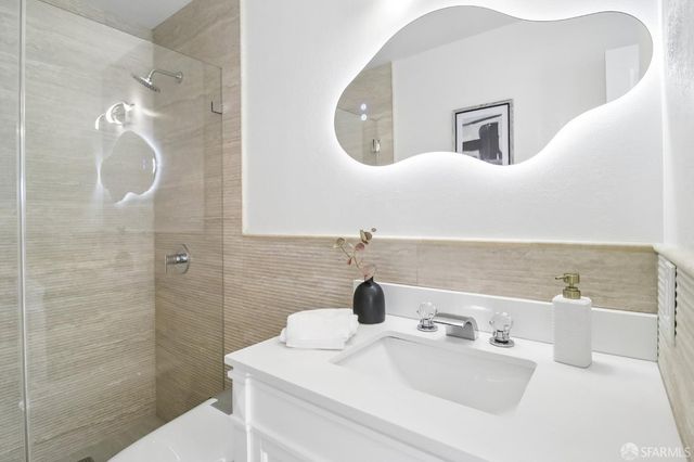 1733 15th Avenue, San Francisco, CA 94122
