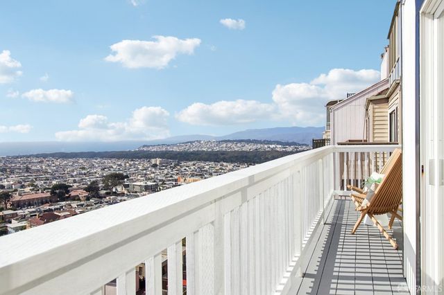 1733 15th Avenue, San Francisco, CA 94122