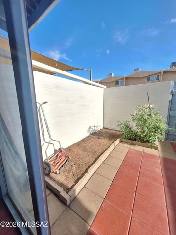 1725 S Jones Blvd Apt H9, Tucson, AZ 85713