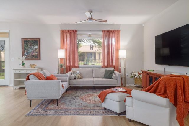 296 Red Poppy TRL, Georgetown, TX 78633