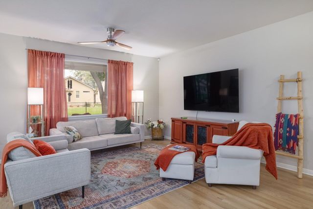 296 Red Poppy TRL, Georgetown, TX 78633