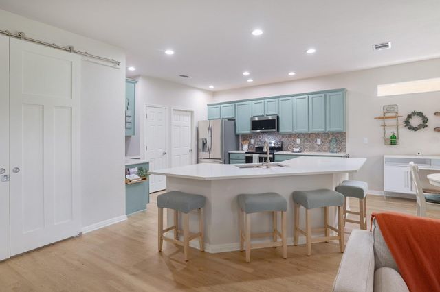 296 Red Poppy TRL, Georgetown, TX 78633