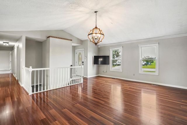 612 Woodview Drive, Somerset, KY 42503