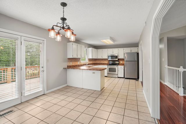 612 Woodview Drive, Somerset, KY 42503