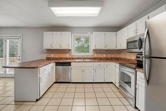 612 Woodview Drive, Somerset, KY 42503