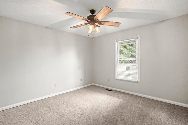 612 Woodview Drive, Somerset, KY 42503