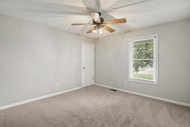 612 Woodview Drive, Somerset, KY 42503