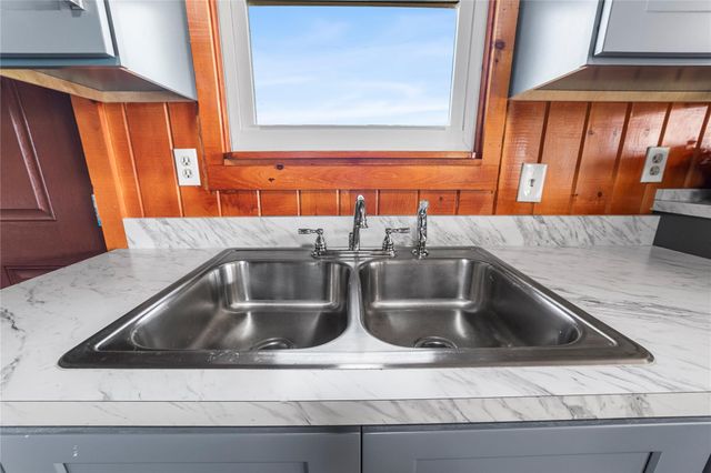 1075 Duck Lane, Okeechobee, FL 34974