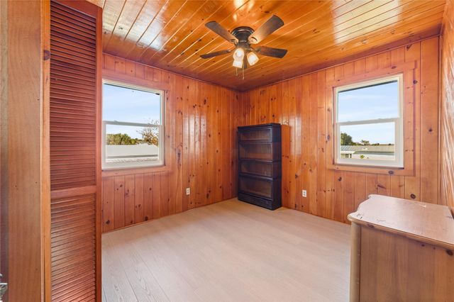 1075 Duck Lane, Okeechobee, FL 34974