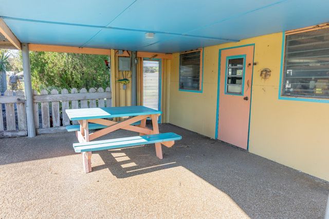 1075 Duck Lane, Okeechobee, FL 34974