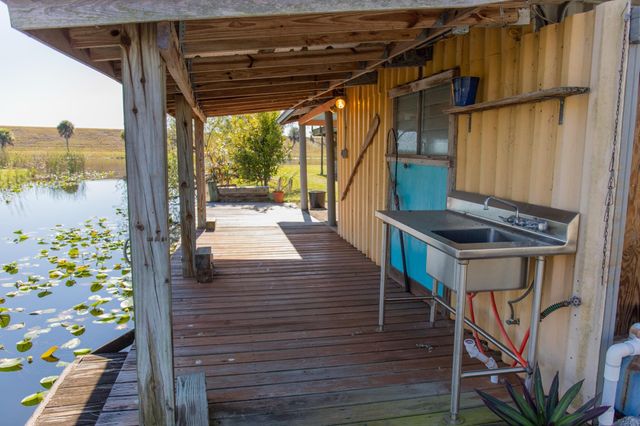 1075 Duck Lane, Okeechobee, FL 34974