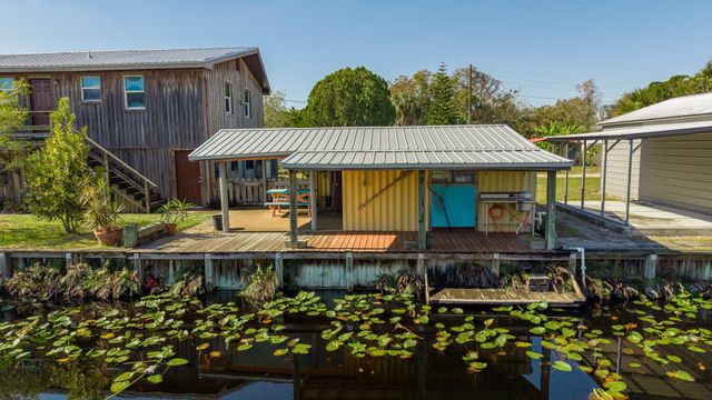 1075 Duck Lane, Okeechobee, FL 34974