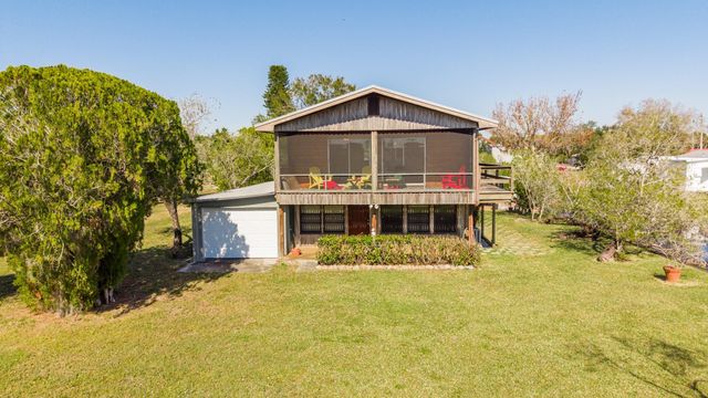 1075 Duck Lane, Okeechobee, FL 34974