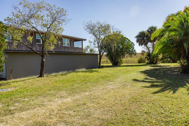 1075 Duck Lane, Okeechobee, FL 34974