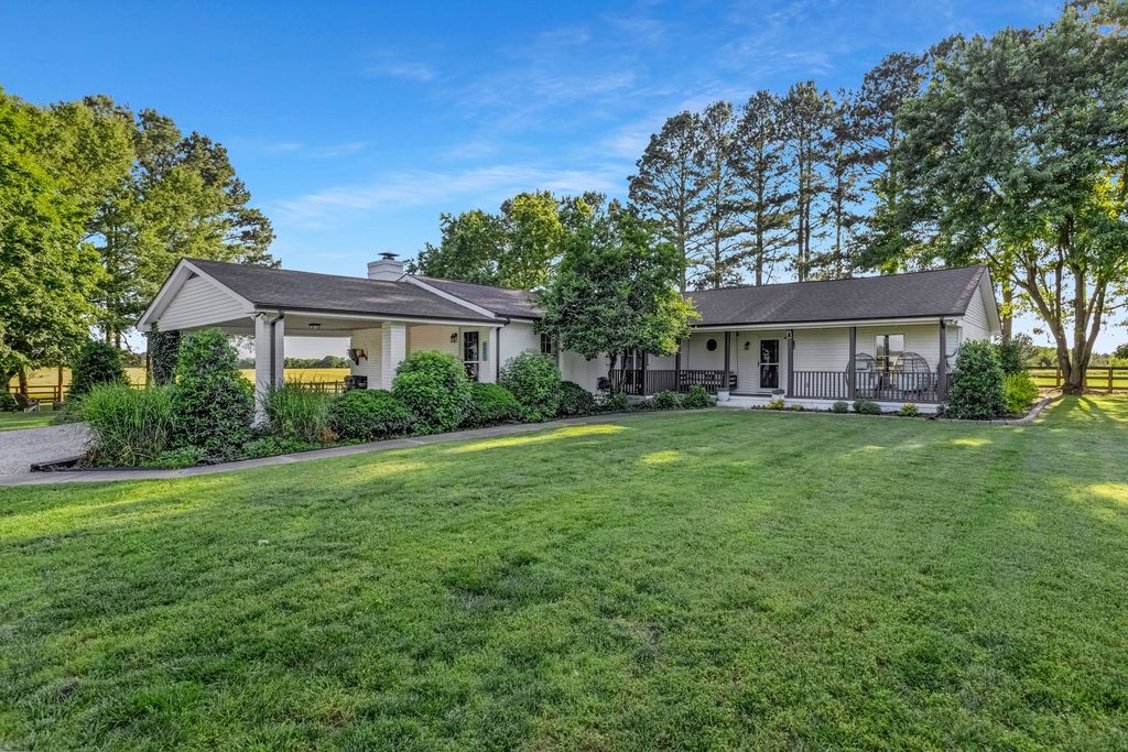 8801 Cedar Grove Rd, Cross Plains, TN 37049