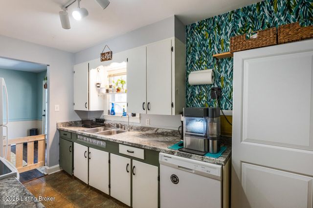 604 Sunrise Ln, Elizabethtown, KY 42701