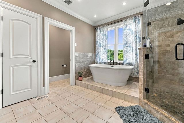 857 Main St, Dighton, MA 02715